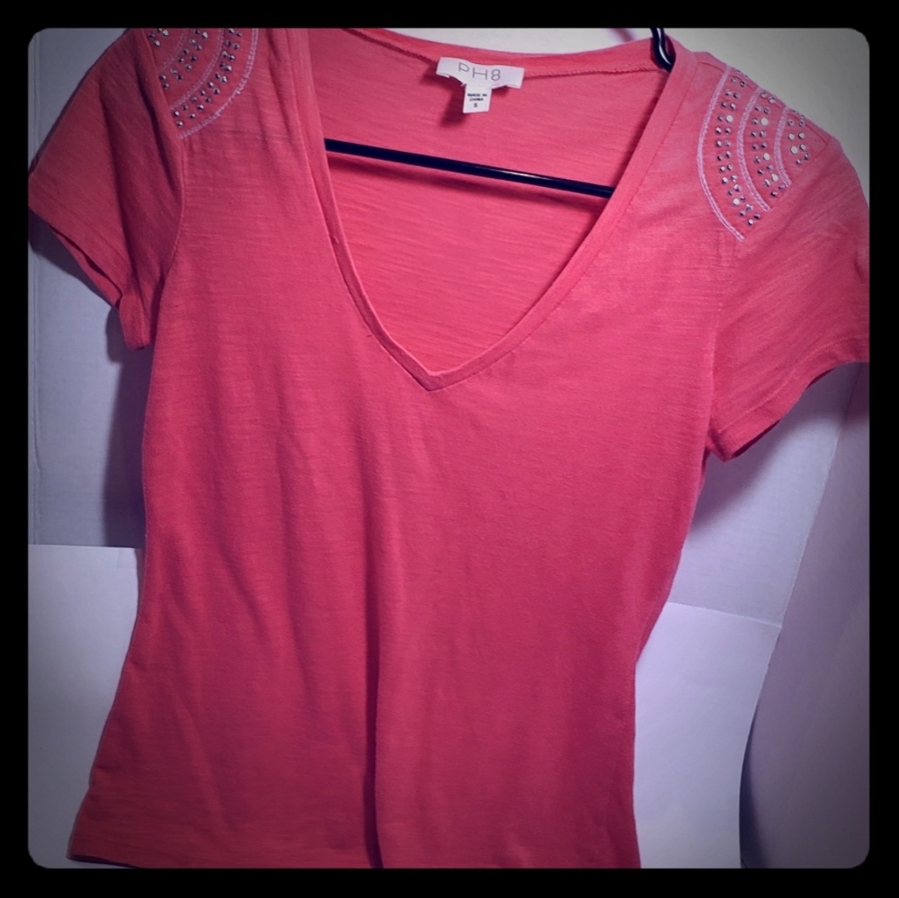 V-neck tee shirt blouse rhinestone
